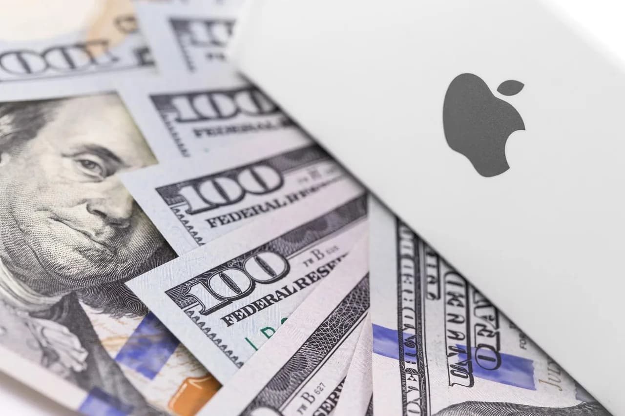 Apple volta ao 1º lugar após superar a Nvidia em IA