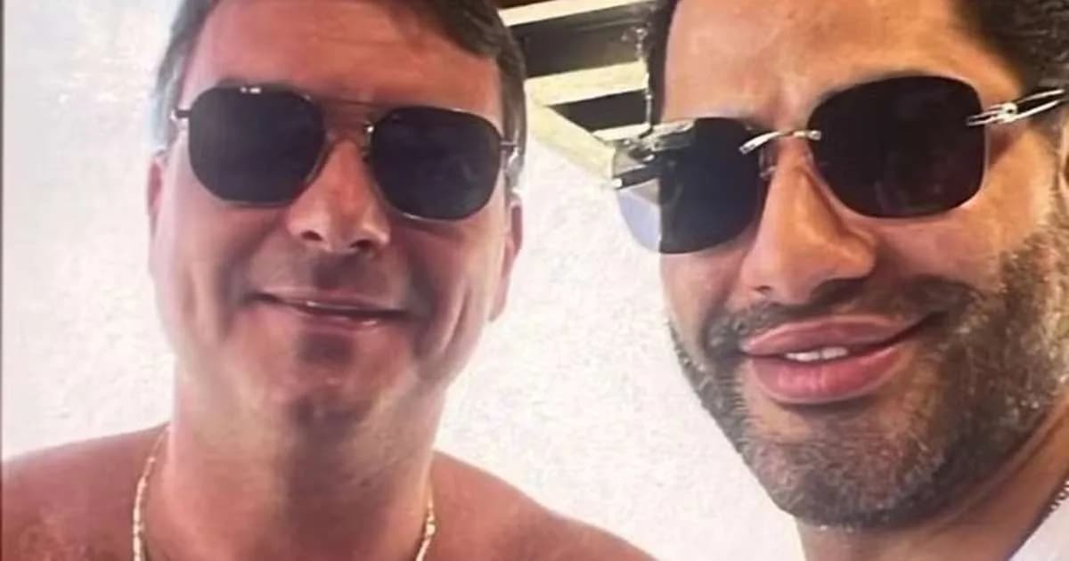 Flávio Bolsonaro em foto com Sicário em 2022 polêmica