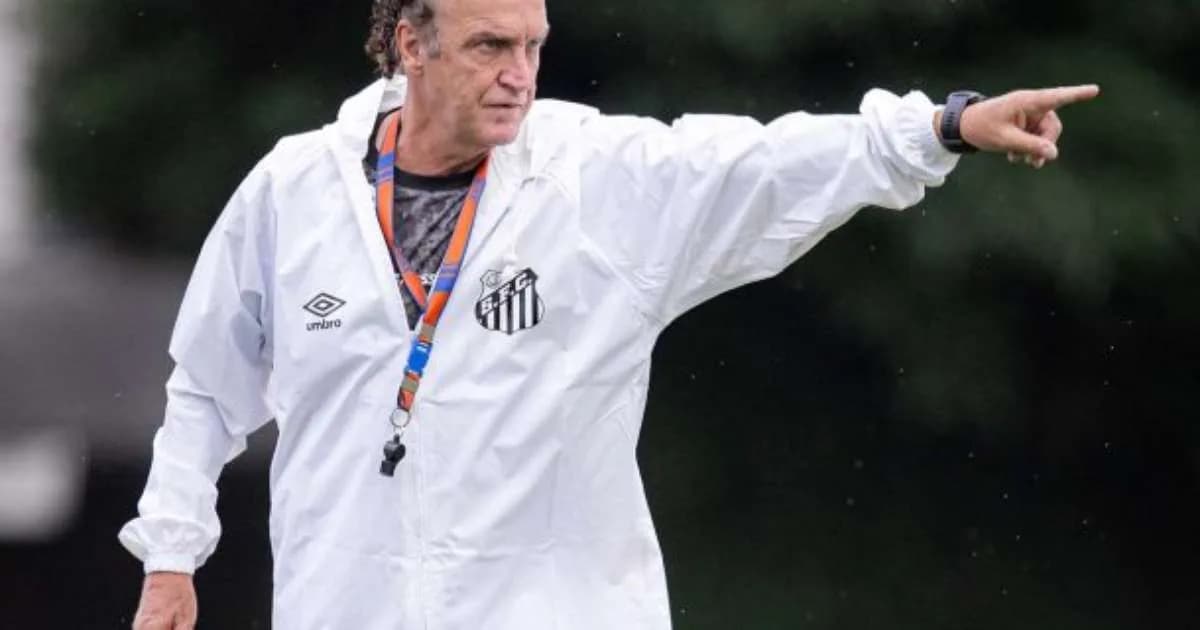 Santos usa base e reaproveita elenco após 5 saídas