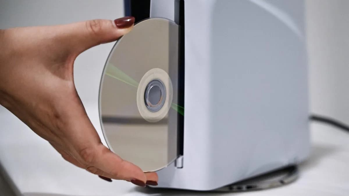 Sony consulta desenvolvedores sobre possível fim dos discos