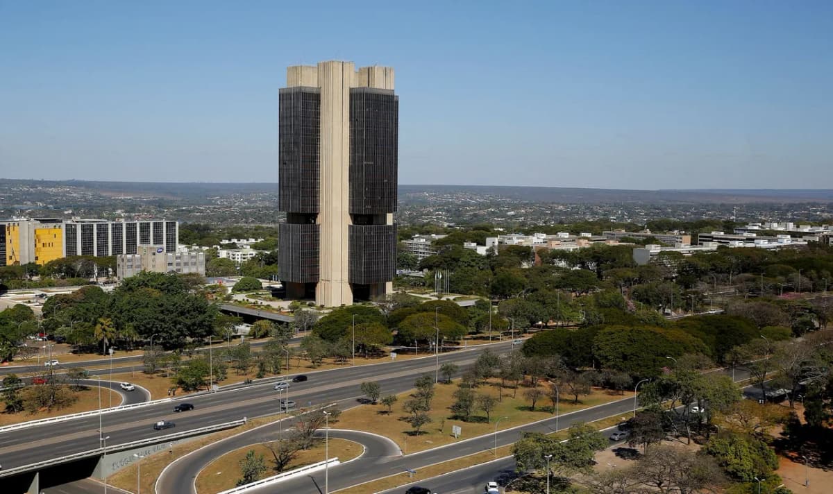 Mercado reduz inflação para 4,90% e piora estimativa do PIB