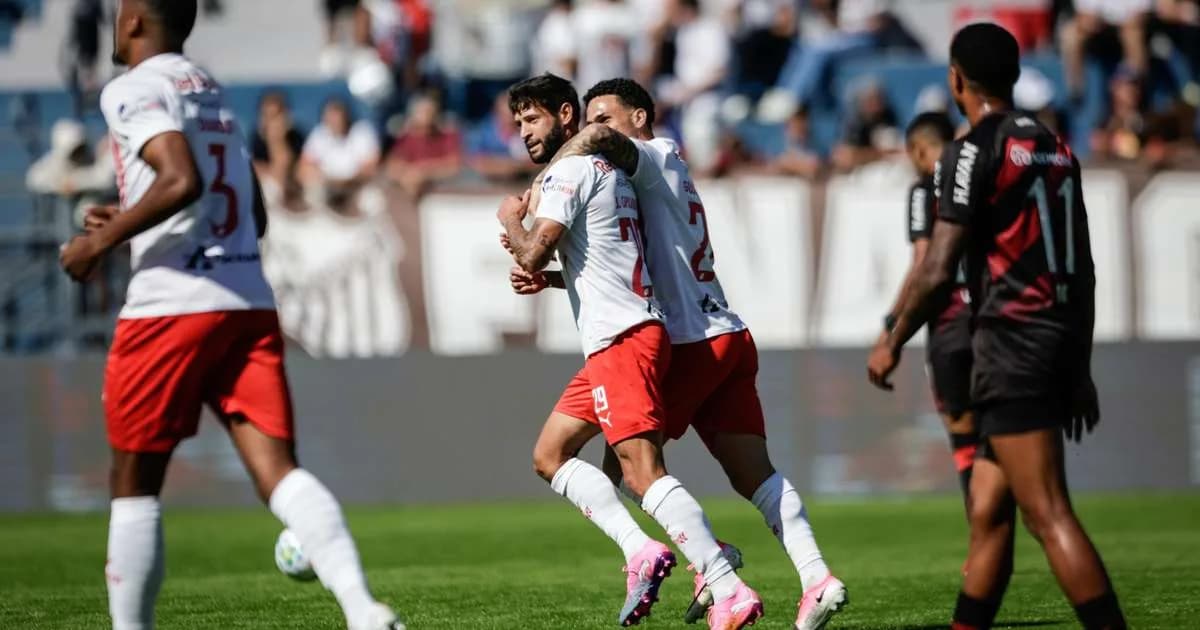 Red Bull Bragantino vence Athletico 2 a 1 em treino