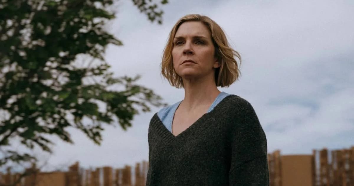 Rhea Seehorn vence Emmy de melhor atriz por Pluribus