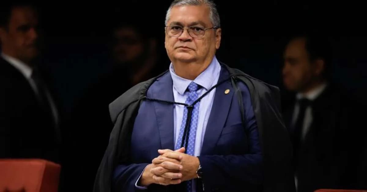 Flávio Dino cobra recato de ministros e mira André Mendonça