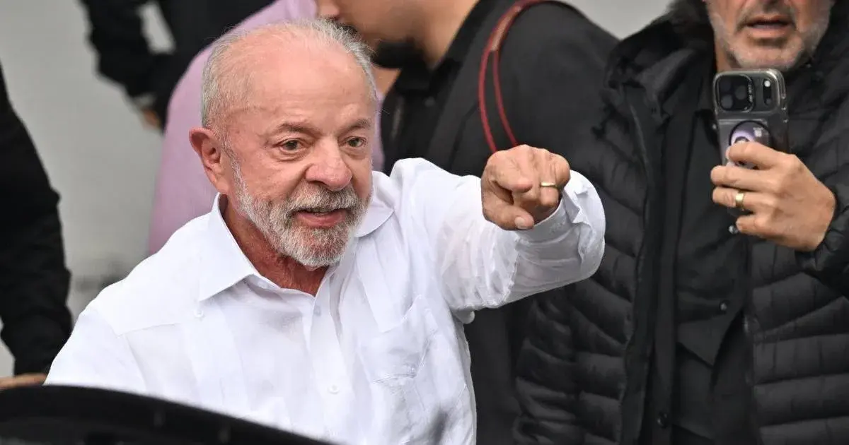 Dólar pode ficar em R$ 5,40 em 2027 se Lula for reeleito