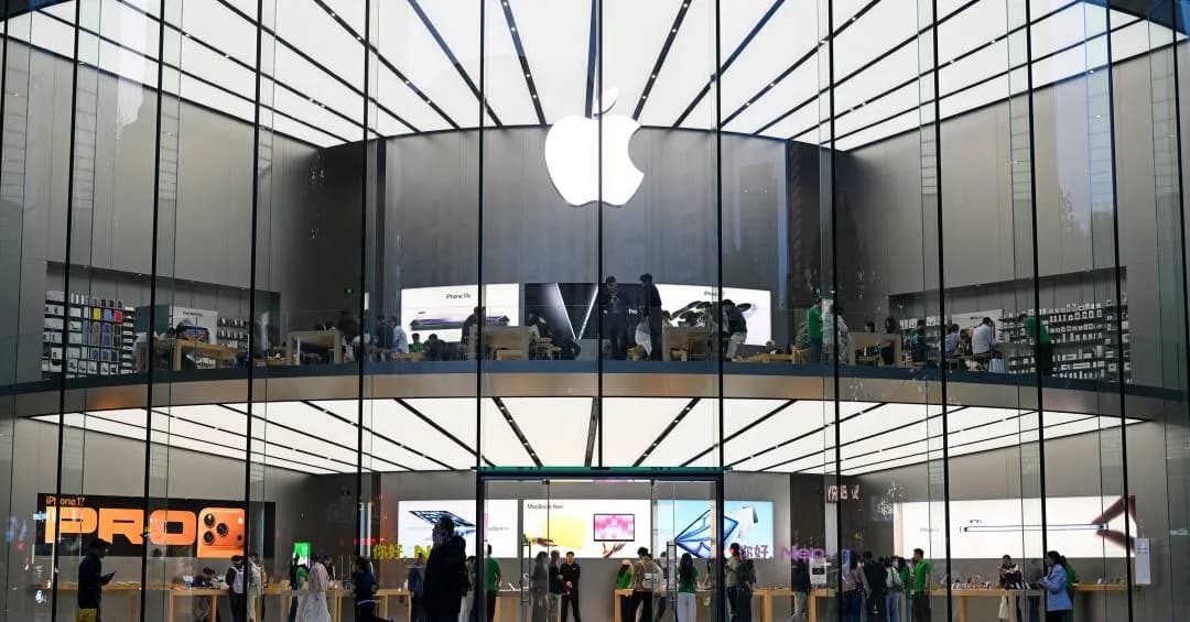Apple treina IA própria para a China com apoio da Alibaba