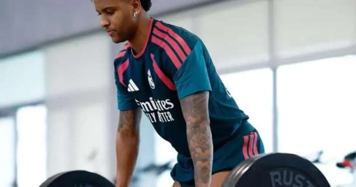 Rodrygo volta a treinar no Real Madrid após 4 meses parado