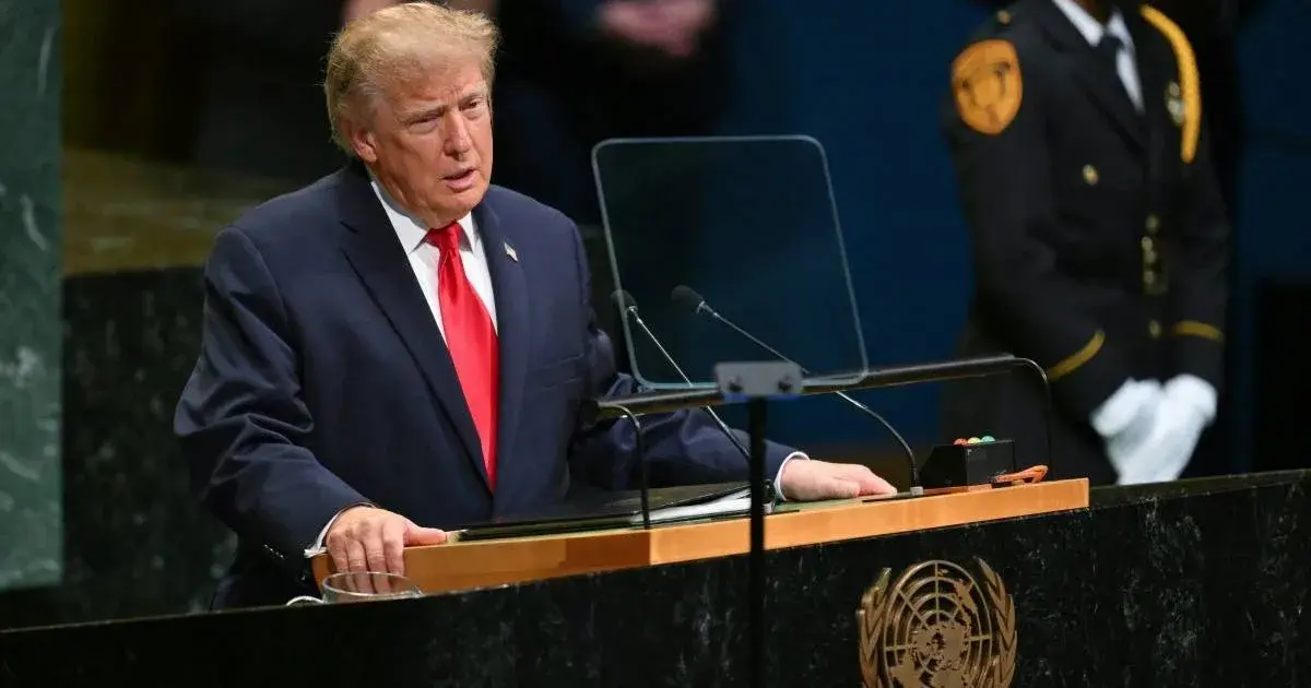 Trump quer substituir IA por superinteligência em documentos