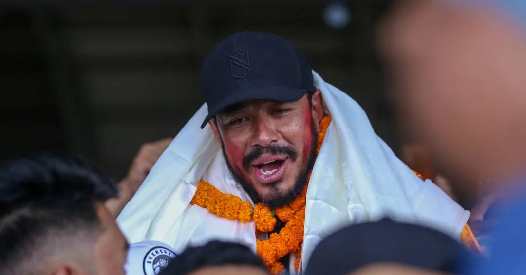 Morre Nirmal Purja, recordista dos 14 oitomilares, em avalanche