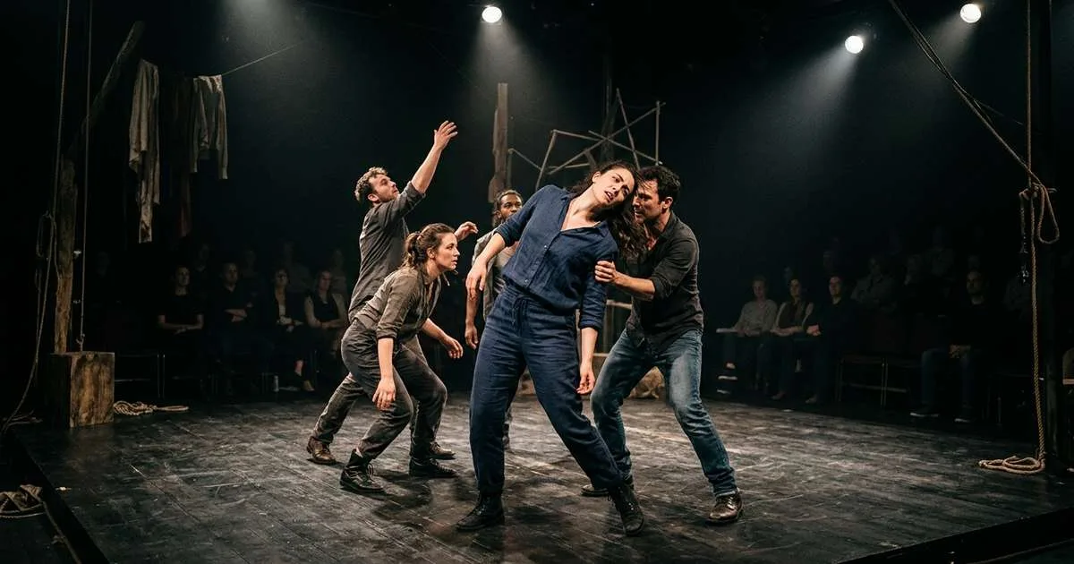 FILO 2026 em Londrina terça 23: danças e teatro local