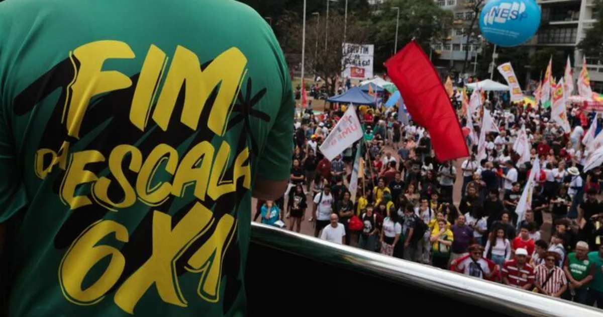 PEC do fim da escala 6x1 fica para depois das eleições