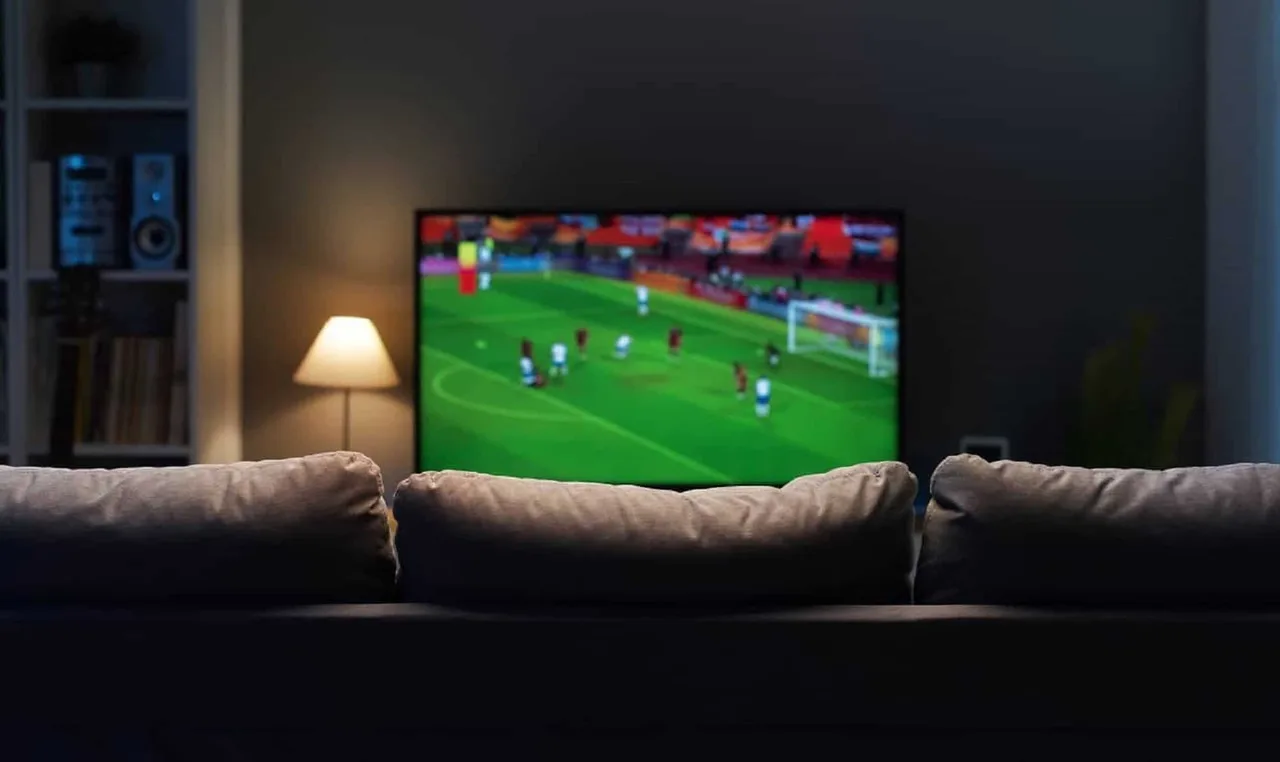 Onde assistir aos jogos de futebol neste domingo 16/08