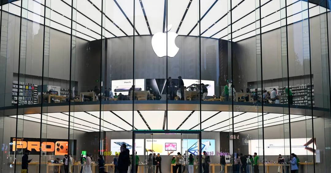 Apple treina IA própria para a China com apoio da Alibaba